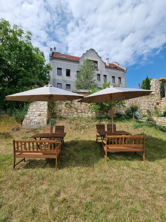 Homestay Monte Cuma Uroczysko Pod Zamkiem Grodziec *