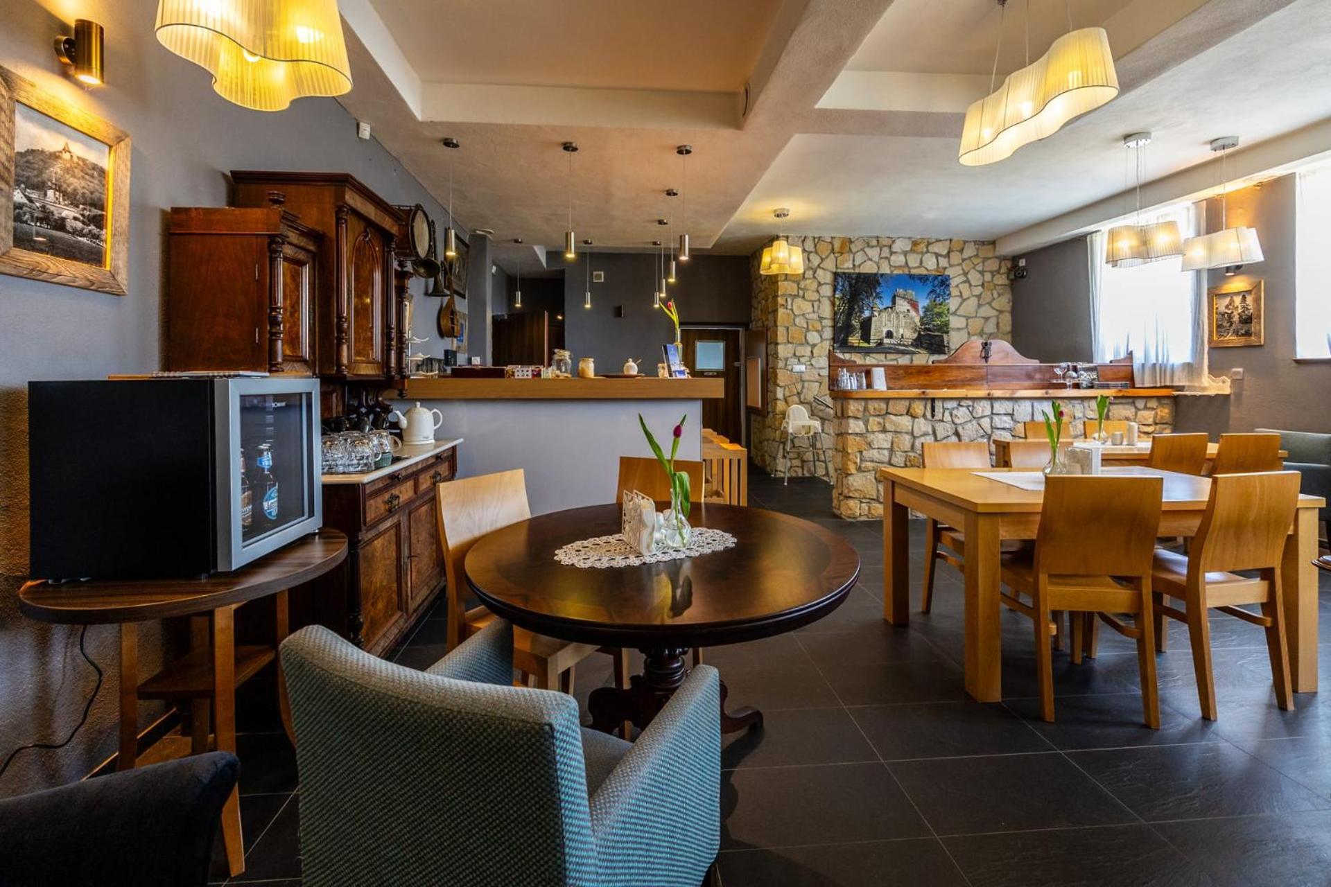 Monte Cuma Uroczysko Pod Zamkiem Grodziec Homestay *